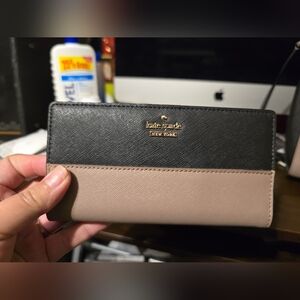 Kate Spade Black and Tan Wallet